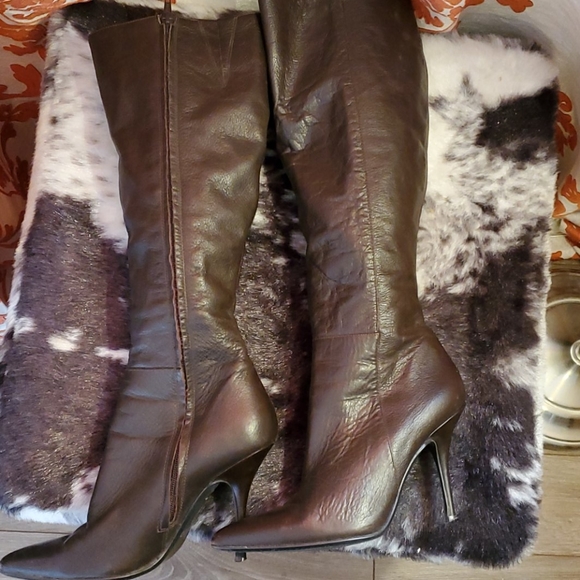 Aldo Dark Brown Stilleto Knee High Full Zip Boots - Picture 2 of 6